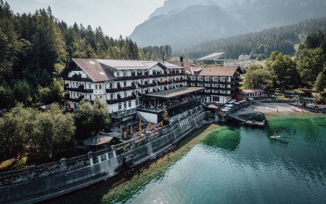Eibsee Hotel